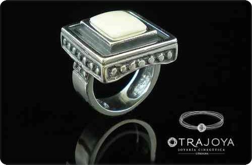 SILVER RING WITH WARTHOG IVORY